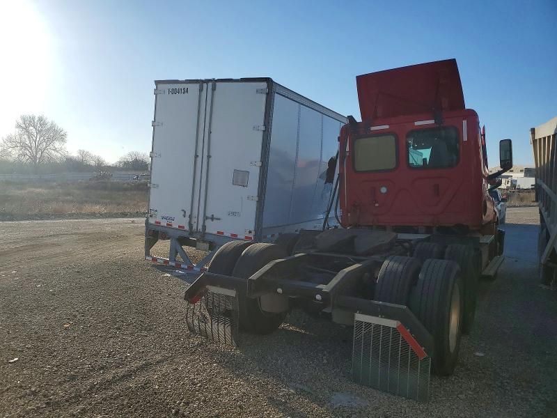 2023 Freightliner Cascadia 126