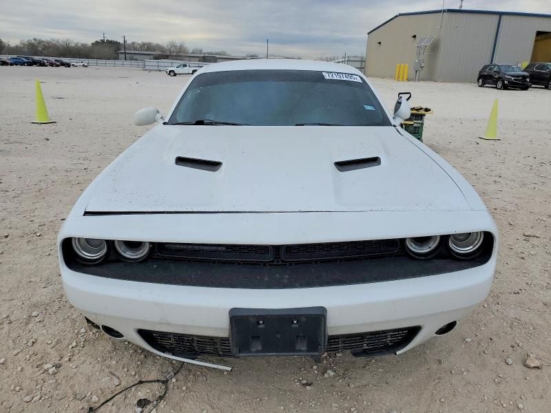 2018 Dodge Challenger sxt