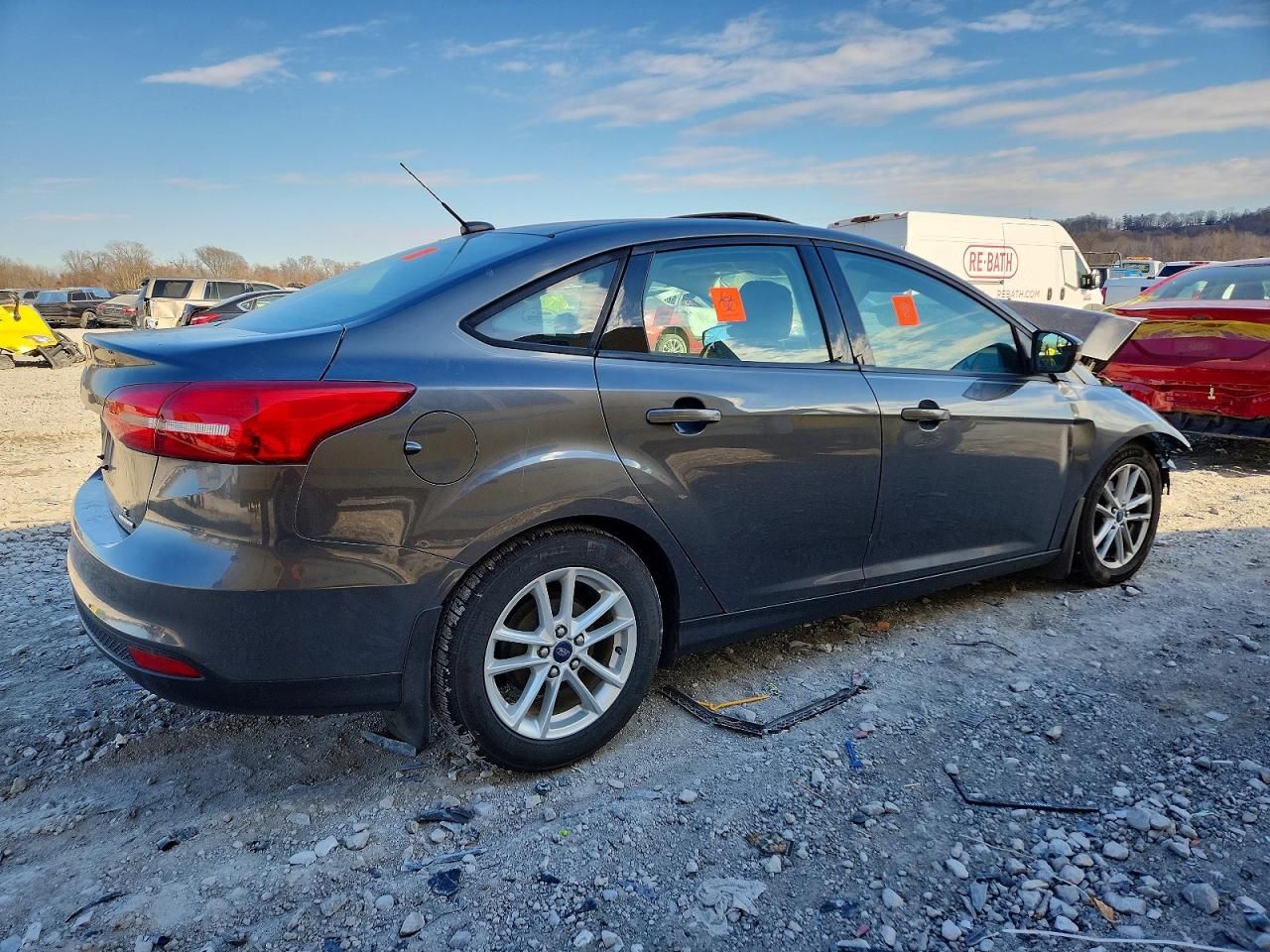 2016 Ford Focus se