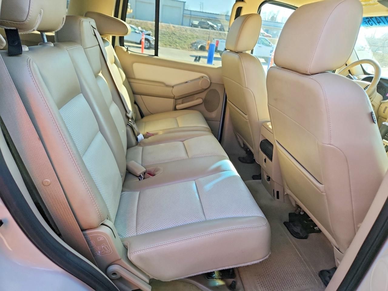 2006 Mercury Mountaineer Luxury