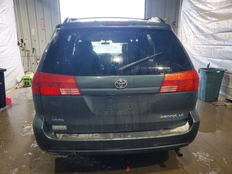 2005 Toyota Sienna ce