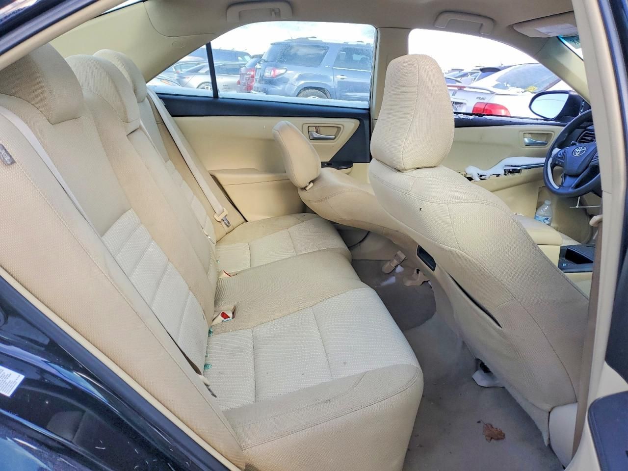 2016 Toyota Camry le