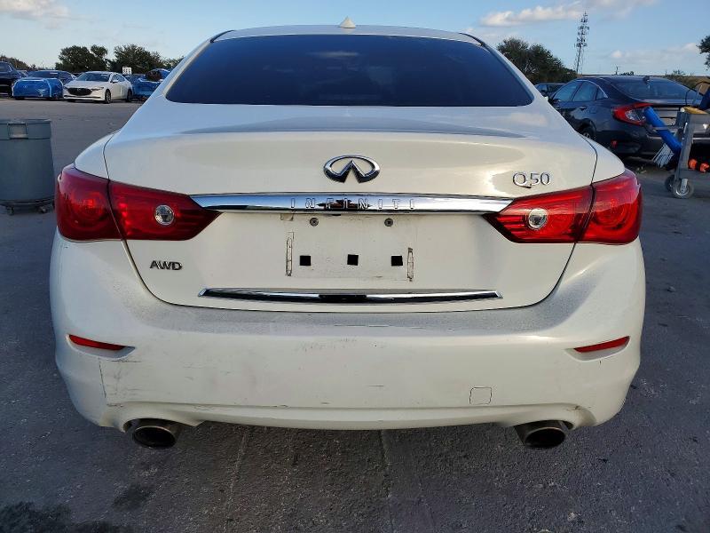 2015 Infiniti Q50 Base