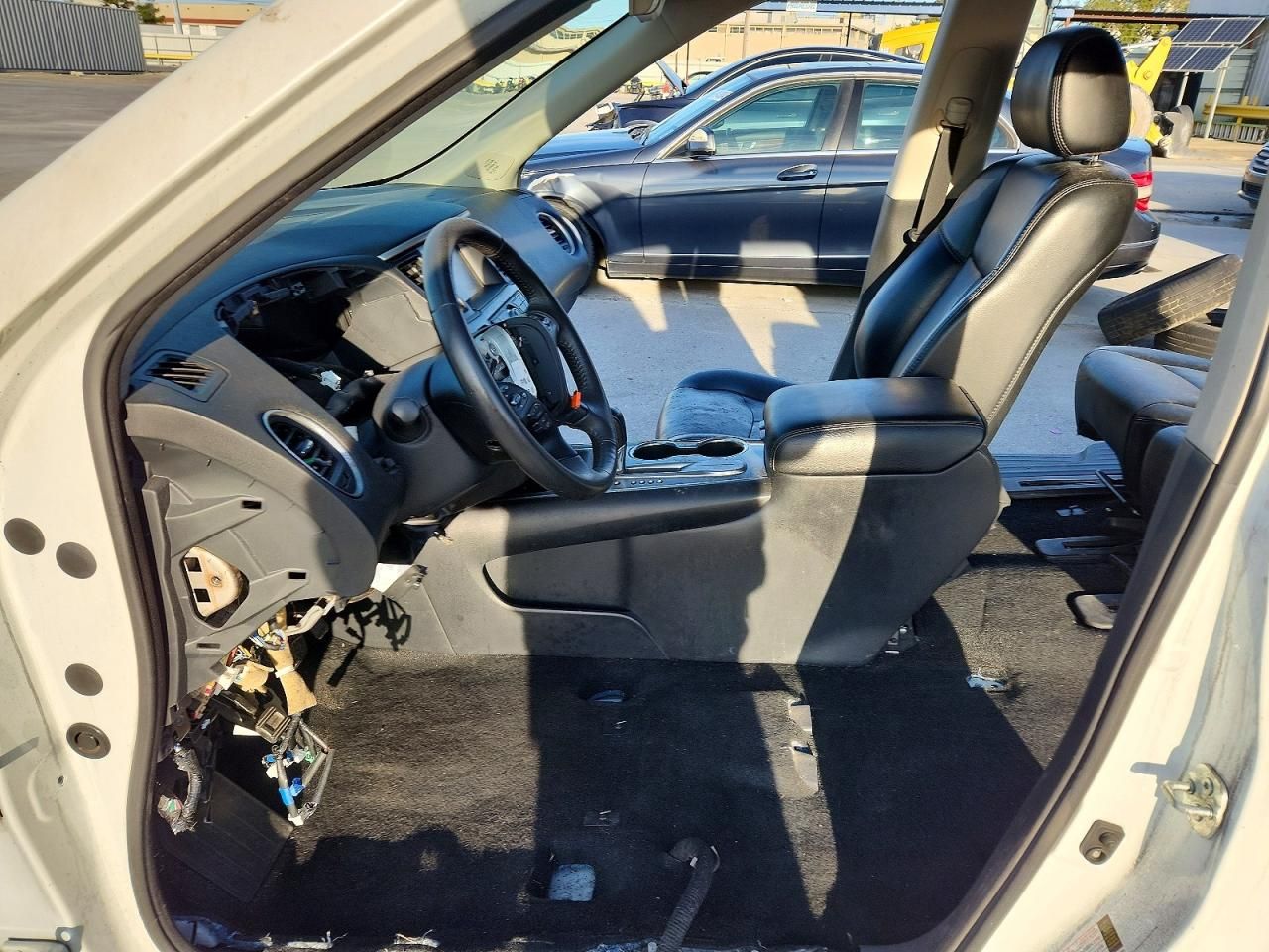 2017 Nissan Pathfinder s