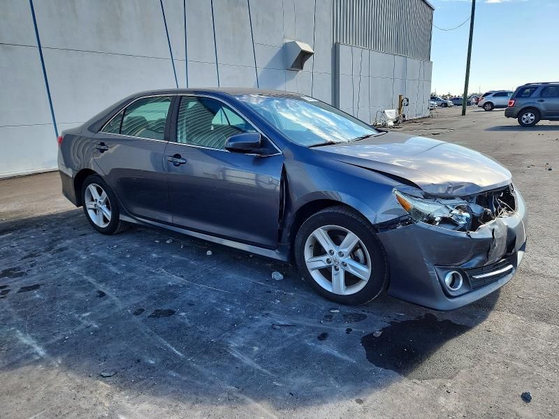 2013 Toyota Camry l