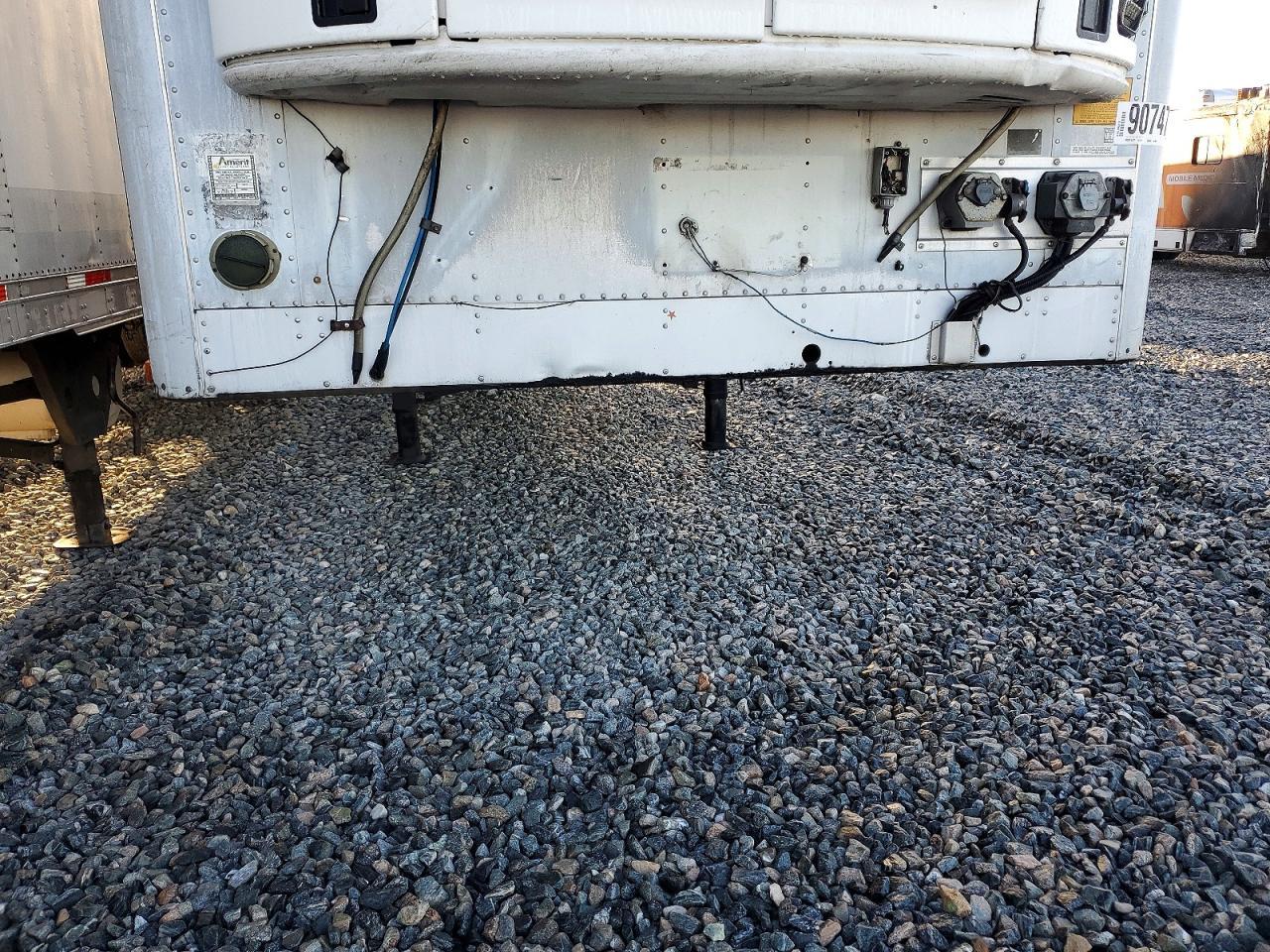 2013 Utility Refrigerated Van Trailer