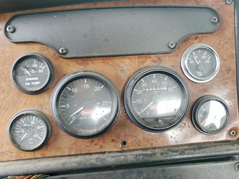 2004 Peterbilt 378 Semi Truck