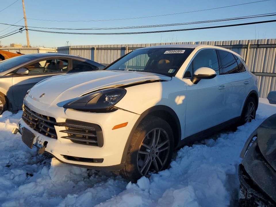 2023 Porsche Cayenne Base