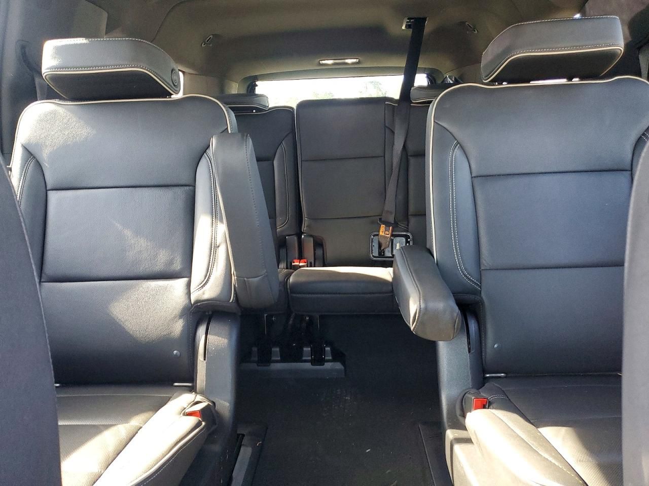 2022 Chevrolet Suburban C1500 Premier