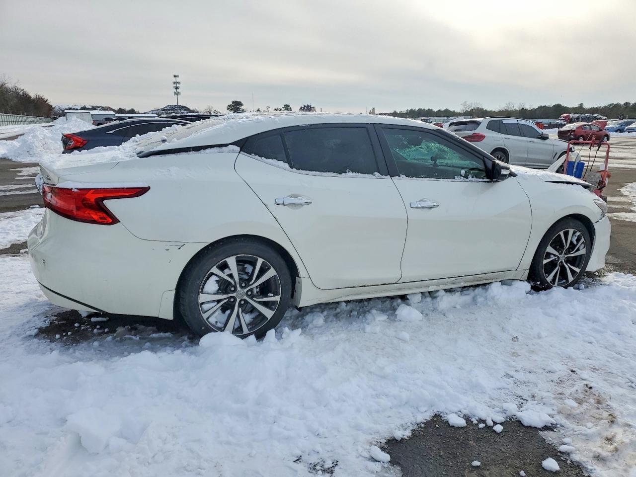 2016 Nissan Maxima