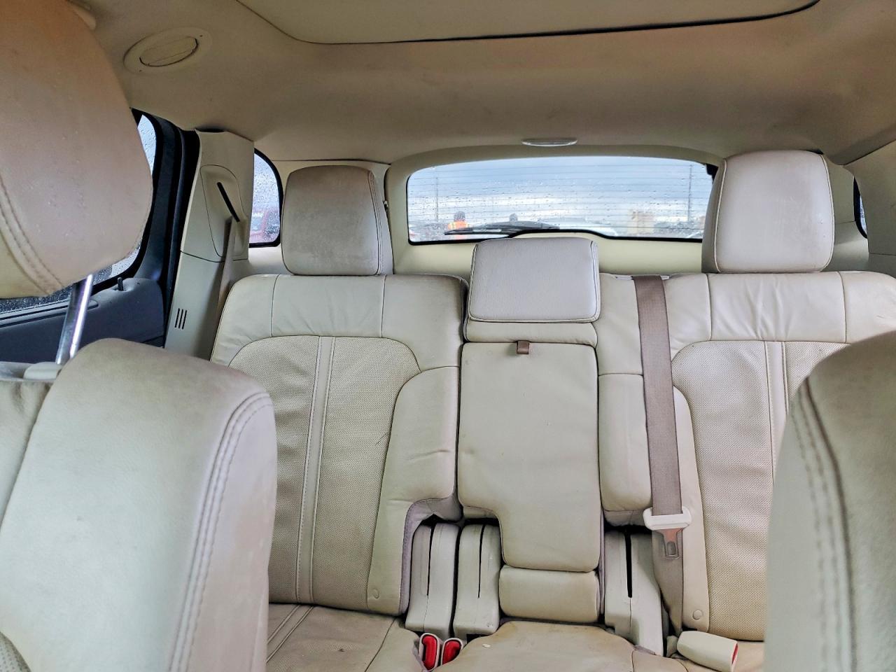 2015 Lincoln MKT