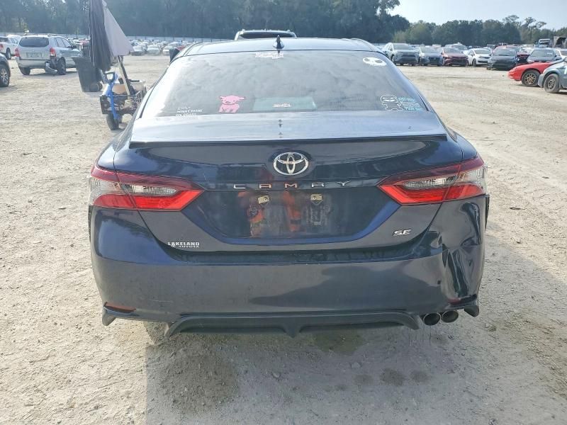 2021 Toyota Camry se
