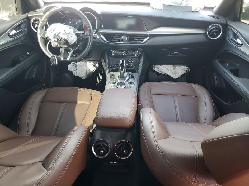 2024 Alfa Romeo Stelvio ti