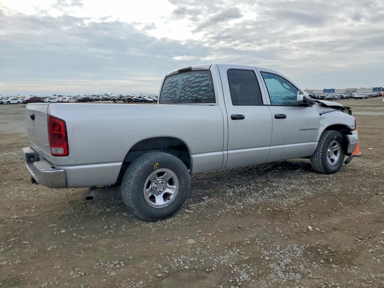 2004 Dodge RAM 1500 ST