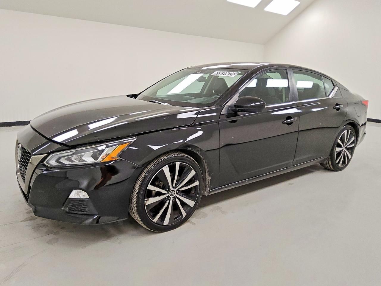 2022 Nissan Altima sr