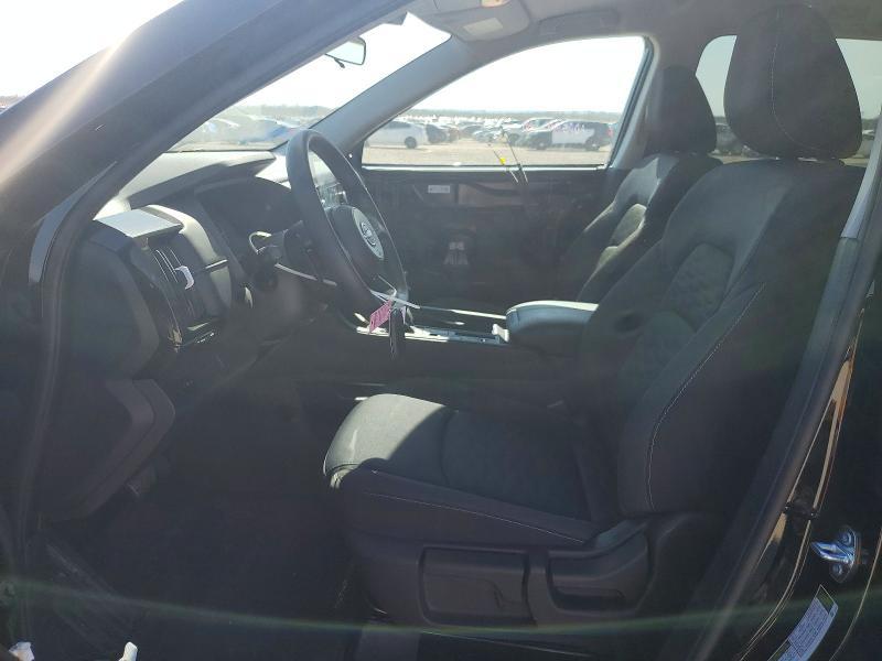 2025 Nissan Pathfinder s