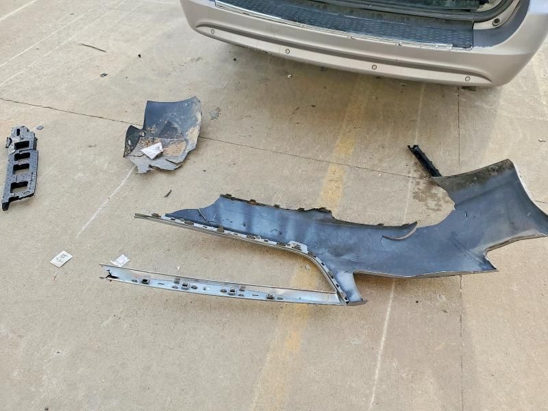 2014 Chrysler Town & Country Touring l