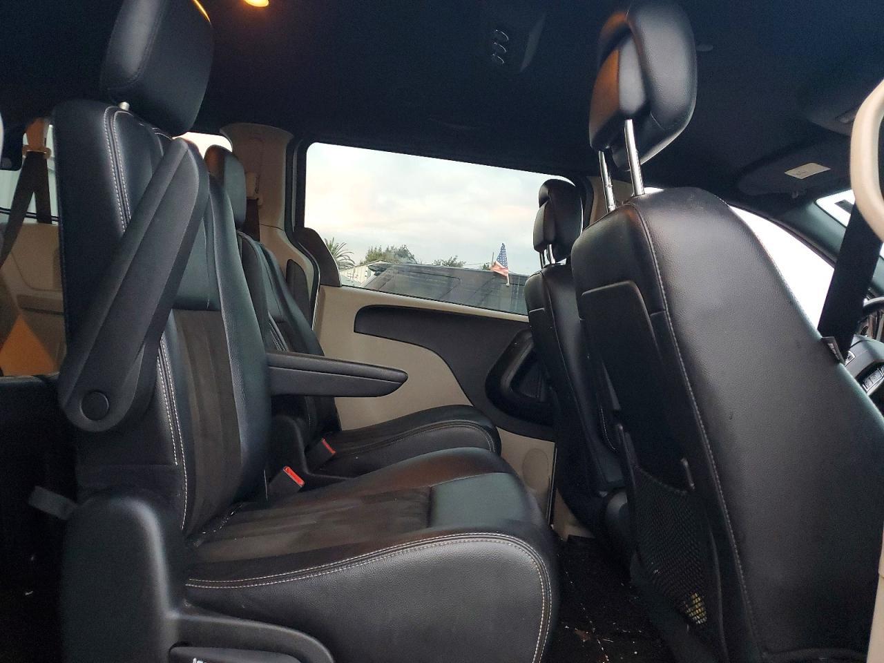 2019 Dodge Grand Caravan sxt