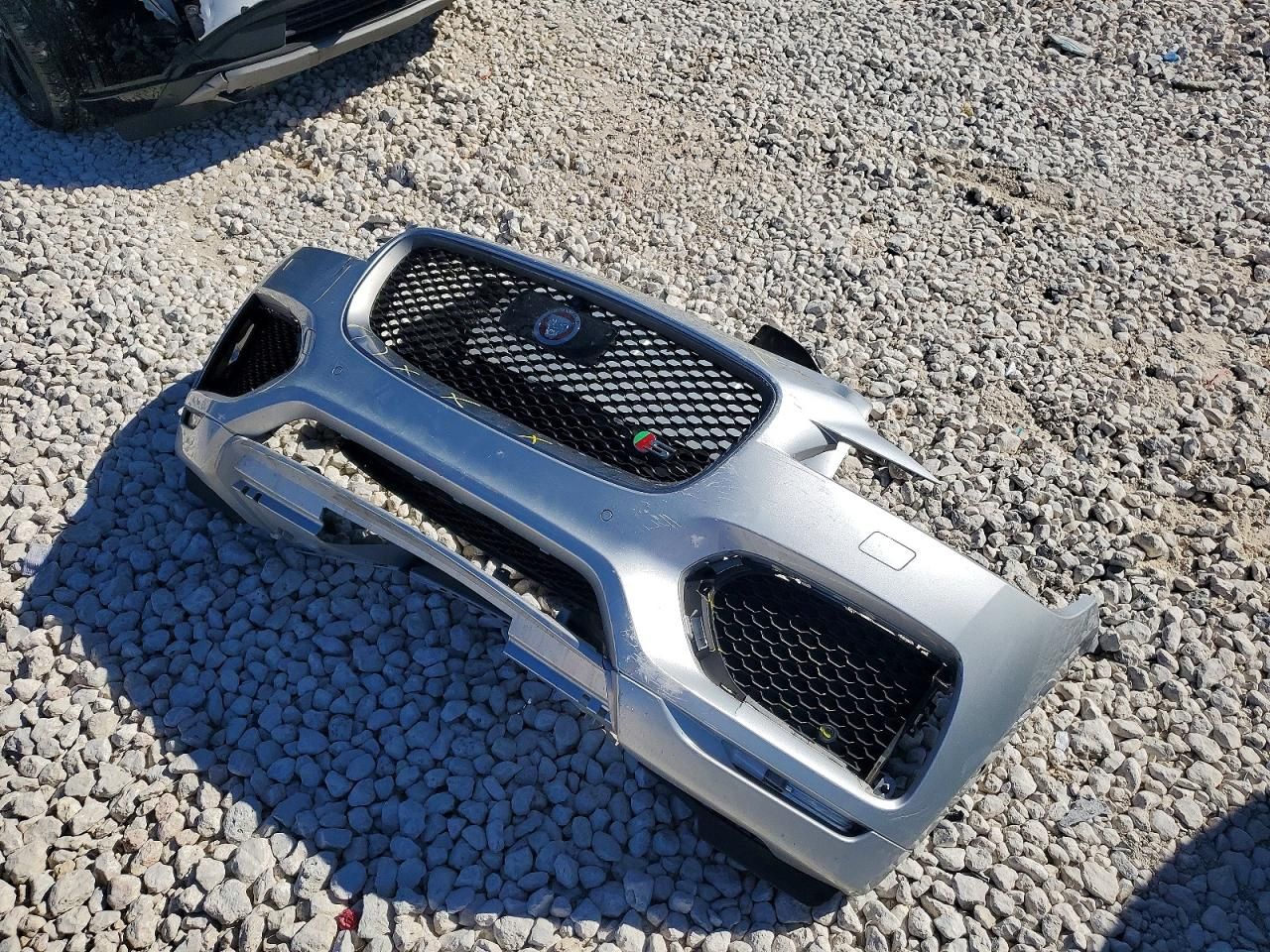 2017 Jaguar F-pace First Edition