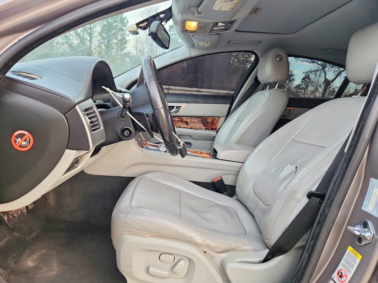 2010 Jaguar Xf Premium