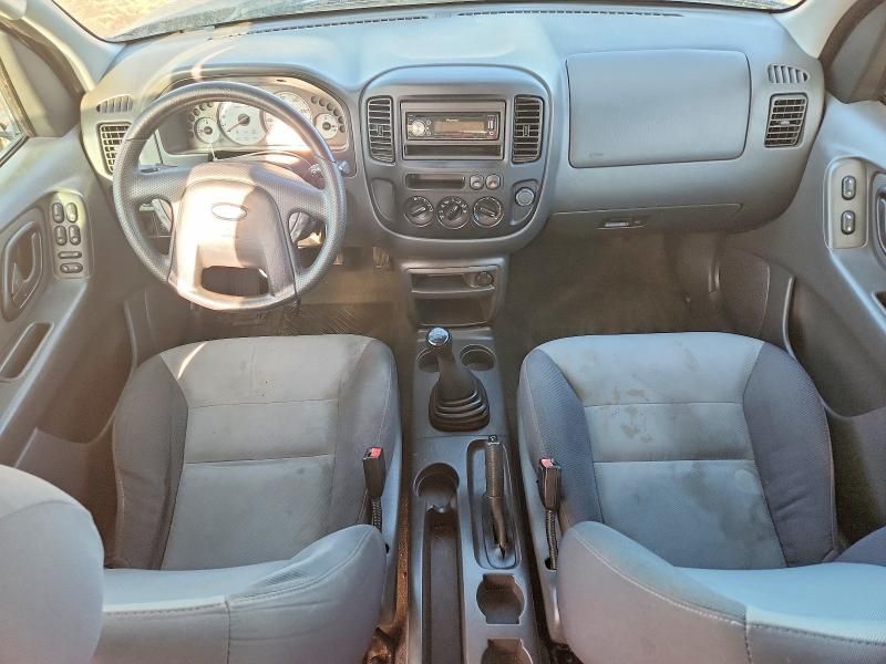 2004 Ford Escape xls