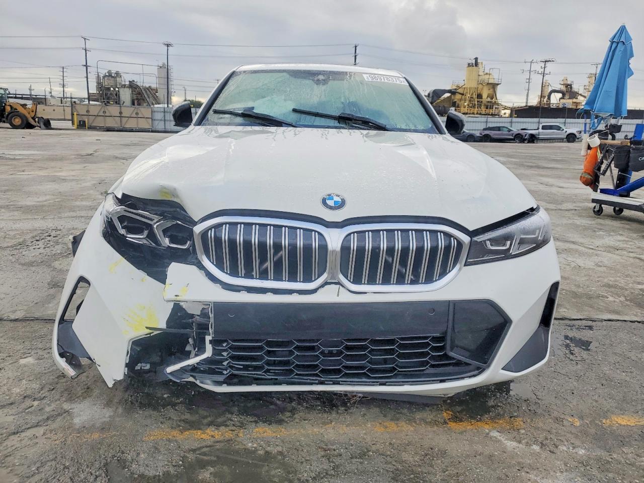 2025 BMW 330i