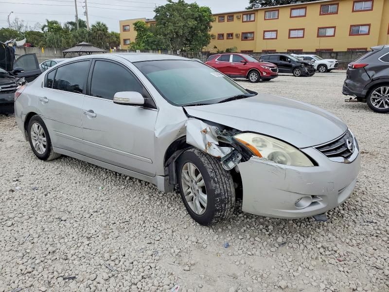 2011 Nissan Altima Base