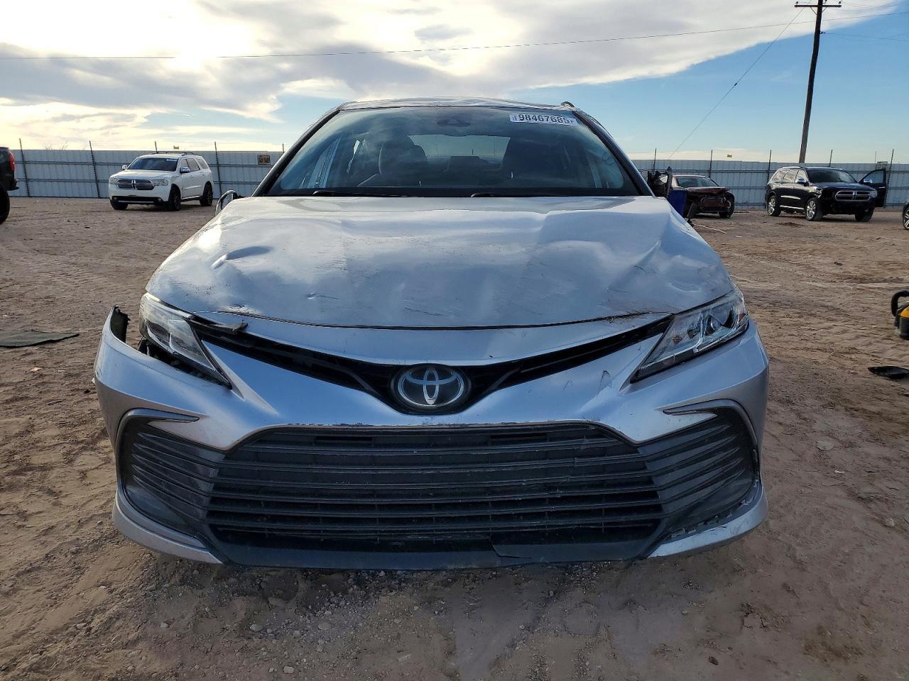 2021 Toyota Camry le
