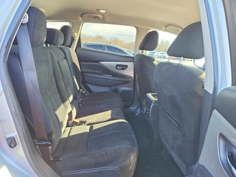 2018 Nissan Murano s