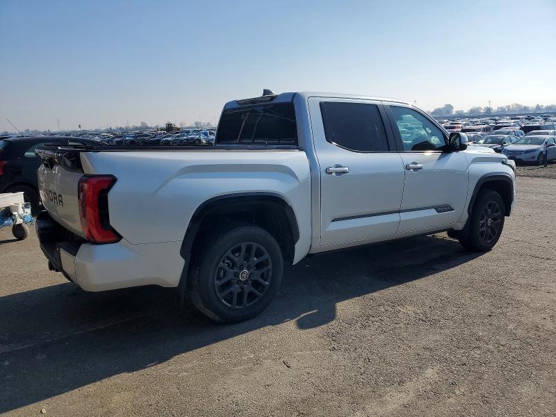 2024 Toyota Tundra Platinum HV