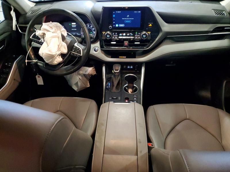 2023 Toyota Highlander Hybrid xle