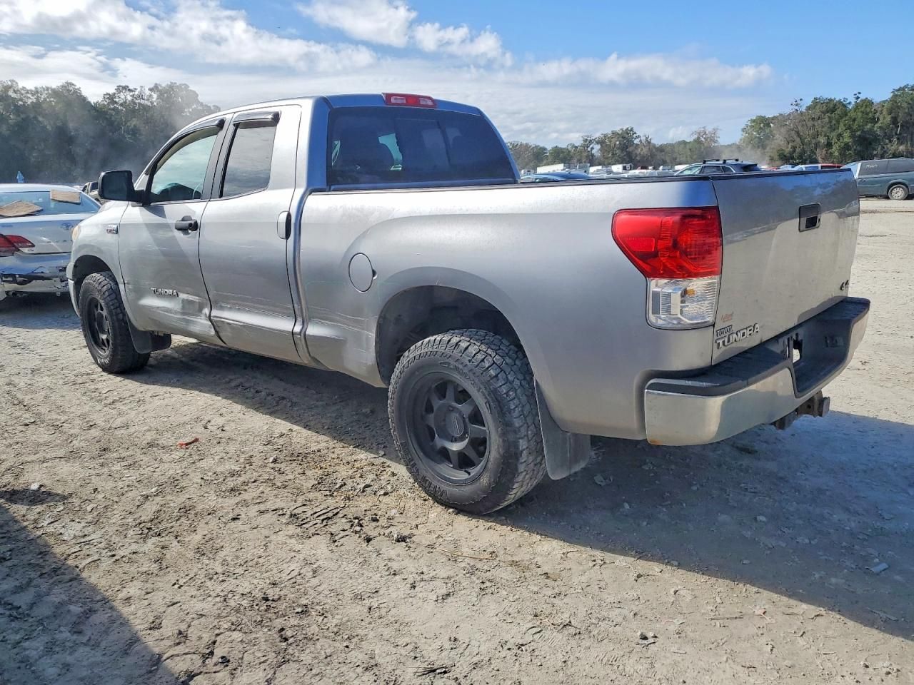2010 Toyota Tundra Double cab SR5