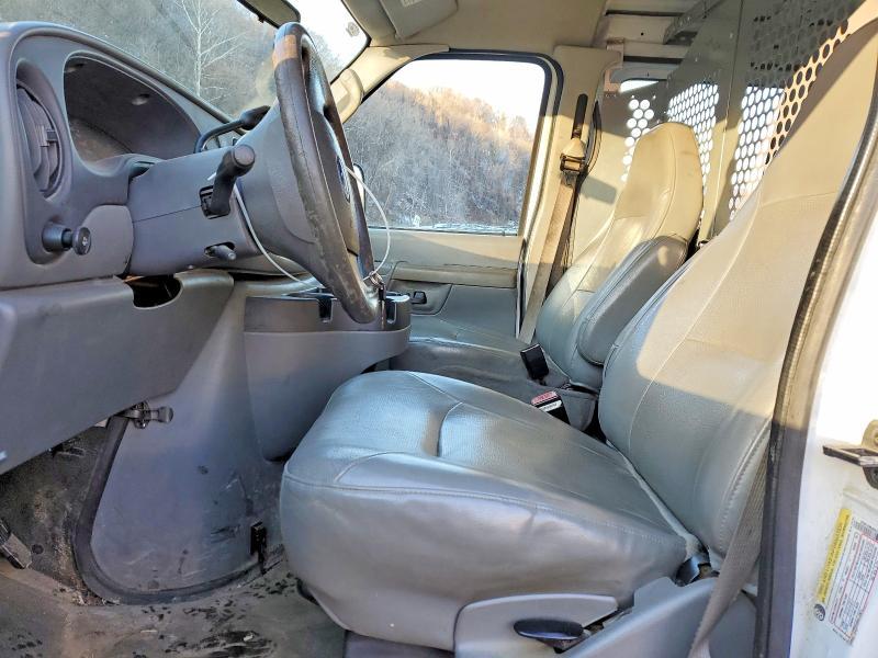 2006 Ford E150 Utility / Service Van