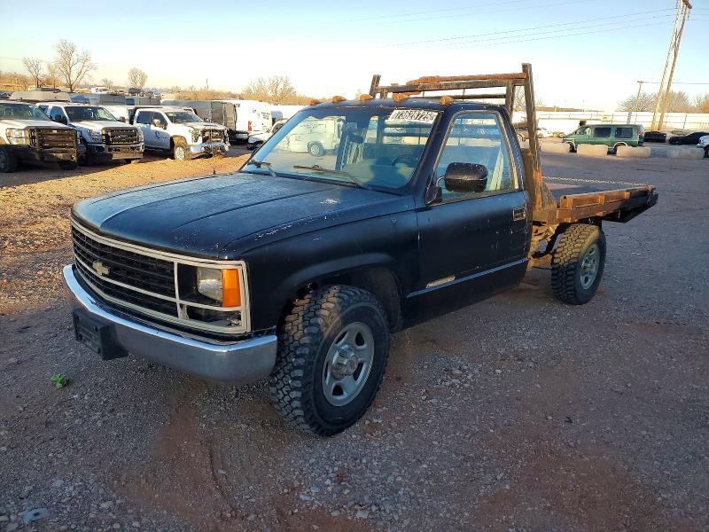 1988 Chev Rolet GMT-400 Flatbed Truck