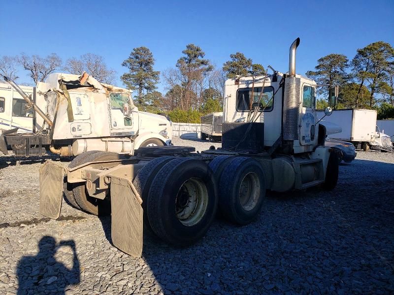 1997 Freightliner Conventional Semi Truck