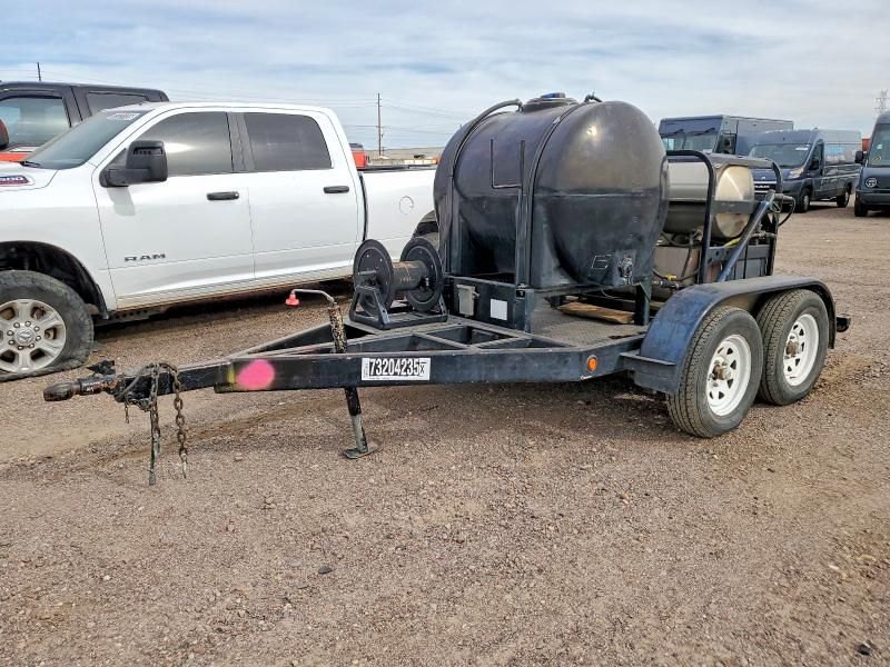 2000 Other 2000 APC Pressure Washer Trailer