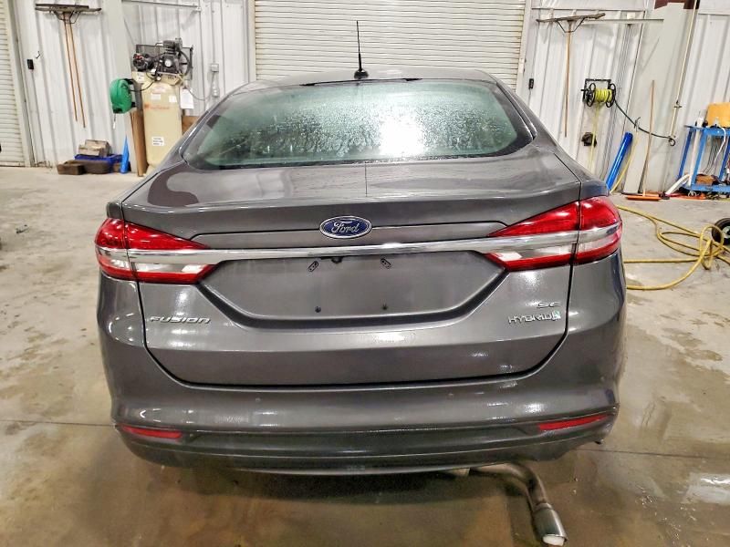 2018 Ford Fusion se Hybrid