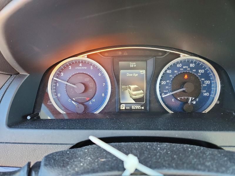 2016 Toyota Camry le