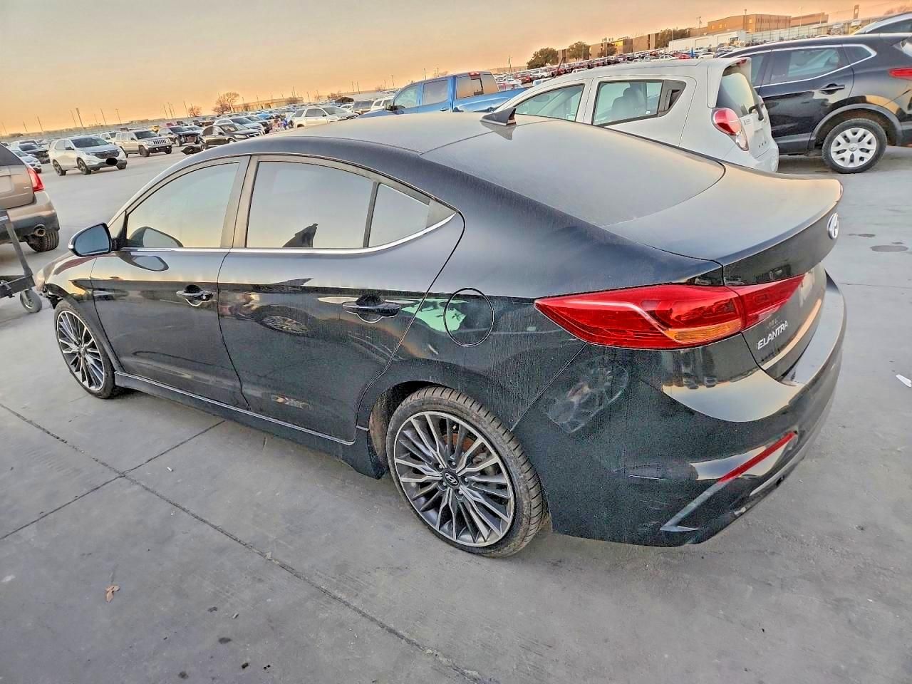 2018 Hyundai Elantra Sport