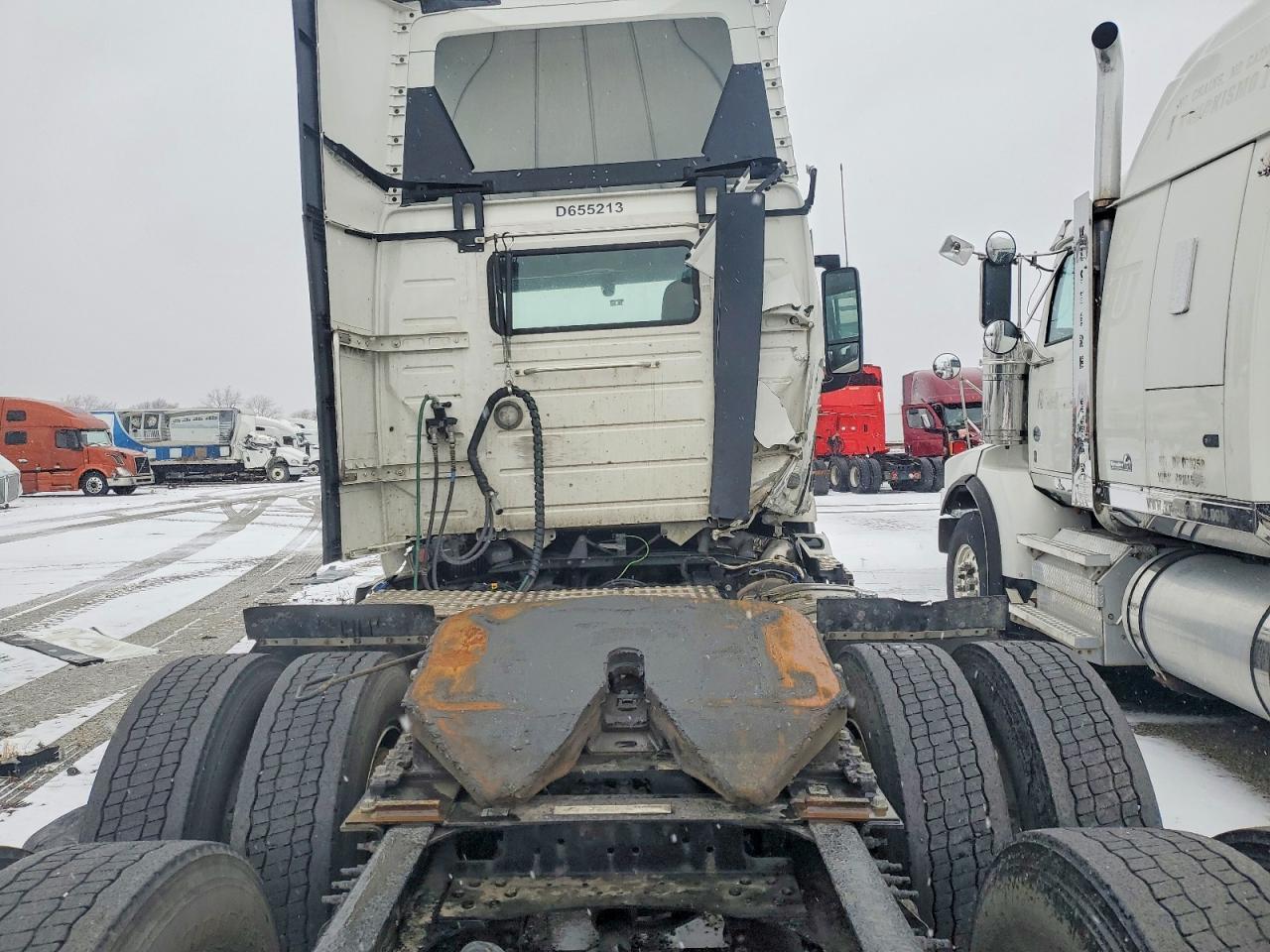 2024 Volv O VNR Semi Truck