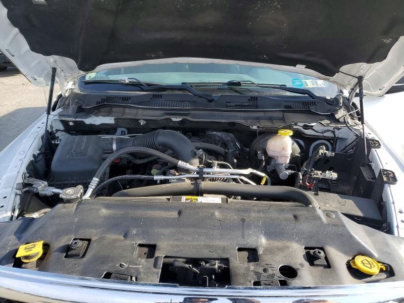 2020 Dodge Ram 1500 Classic slt