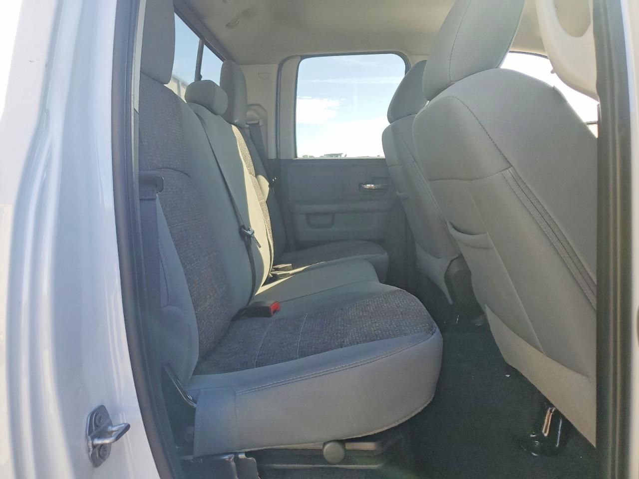 2019 Dodge Ram 1500 Classic slt