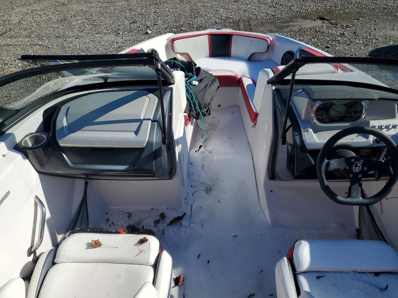 2015 Scarab Boat