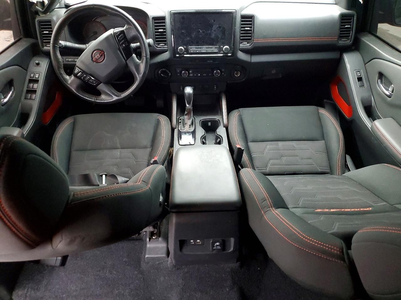 2022 Nissan Frontier s