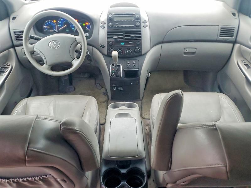 2009 Toyota Sienna ce