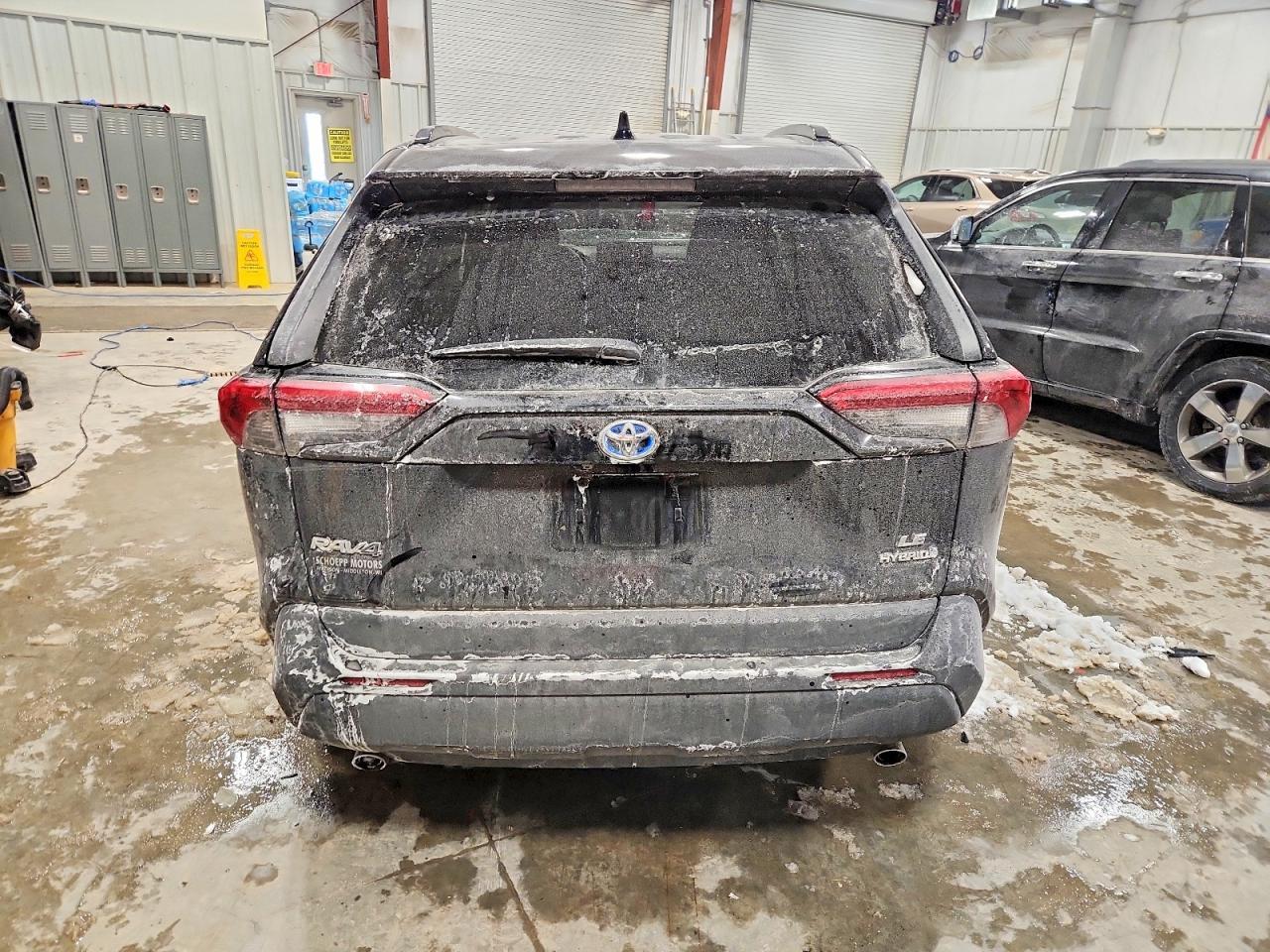 2021 Toyota Rav4 le