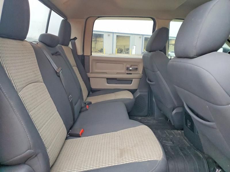 2012 Dodge Ram 1500 slt