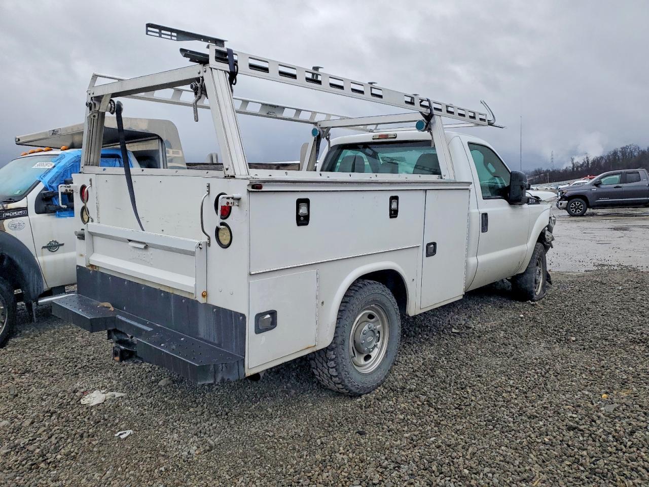 2015 Ford F250 Super Duty Utility / Service Truck