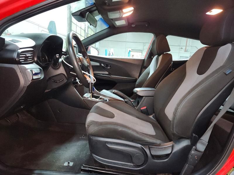2019 Hyundai Veloster Base