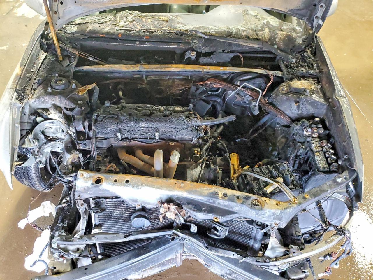 2003 Toyota Camry le